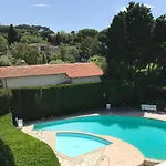 Capleouna Le Saint-alexandre 公寓